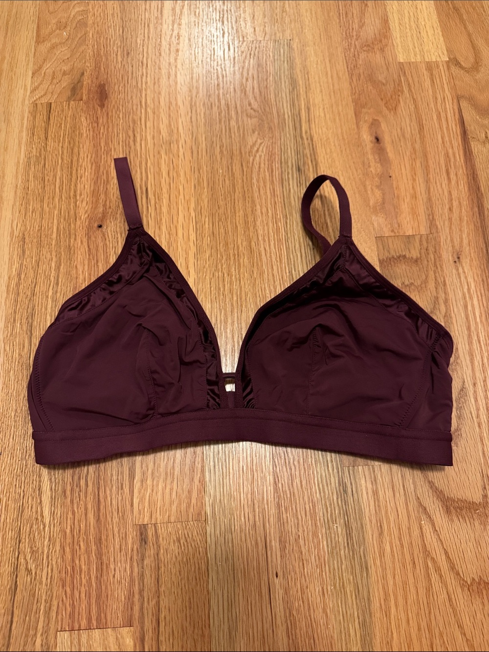 Lively Size 2 Wireless Busty Bralette in Burgundy